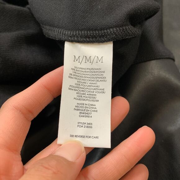 Cabi Skirt Womens M Medium Black Faux Vegan Leather Panel Pull On Stretch Waist - Picture 5 of 8